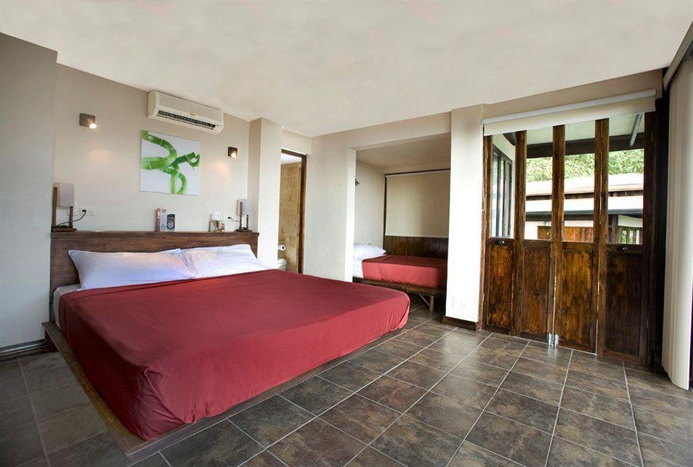 Tiki Villas Rainforest Lodge & Spa Uvita Luaran gambar